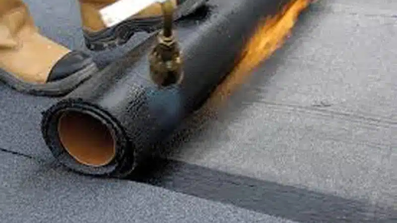 Nyt tagpaptag på Kongens Lyngby